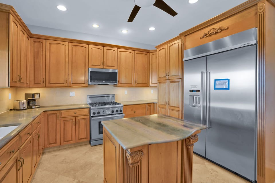 Kitchen (2)