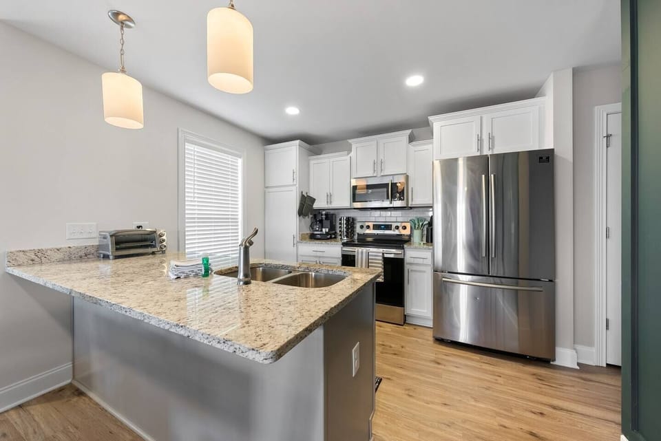 It’s a great stay. Prolly one of the nicest Airbnb's we have stayed at. Very clean and everything felt new - Ankit A. | 5 Star Review 