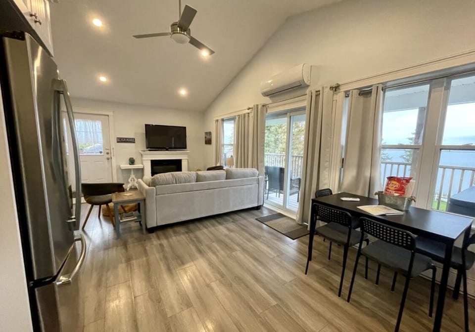 Kitchen to family room area