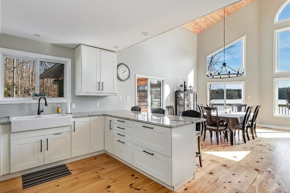 Large Kitchen
