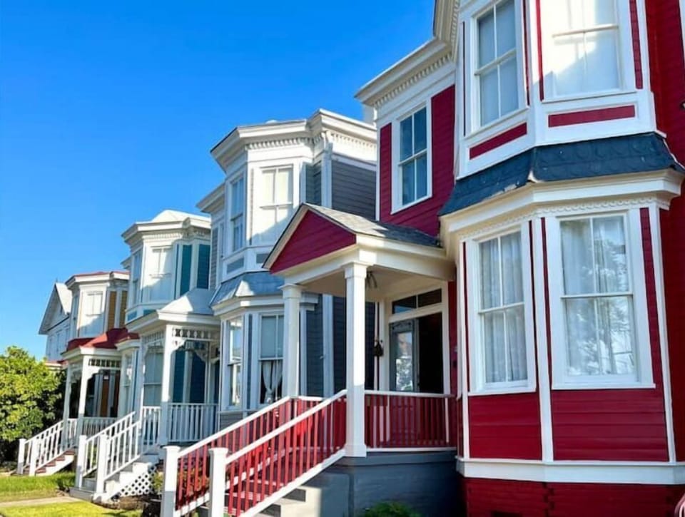 1915 Victorian on quaint colorful street