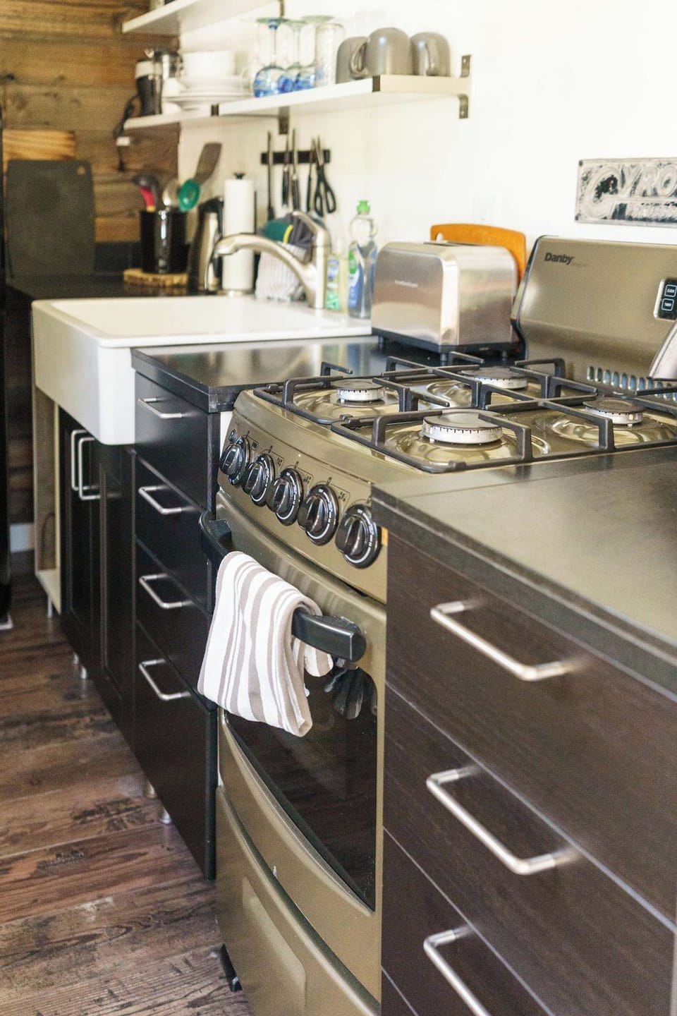 This small but mighty over/stove does the job 