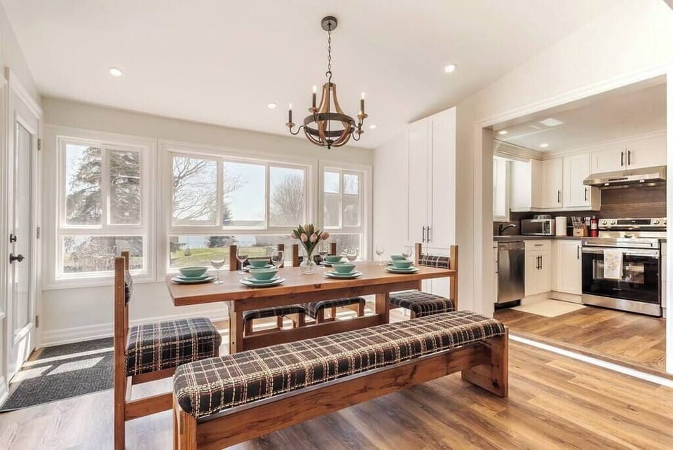 Dining table 