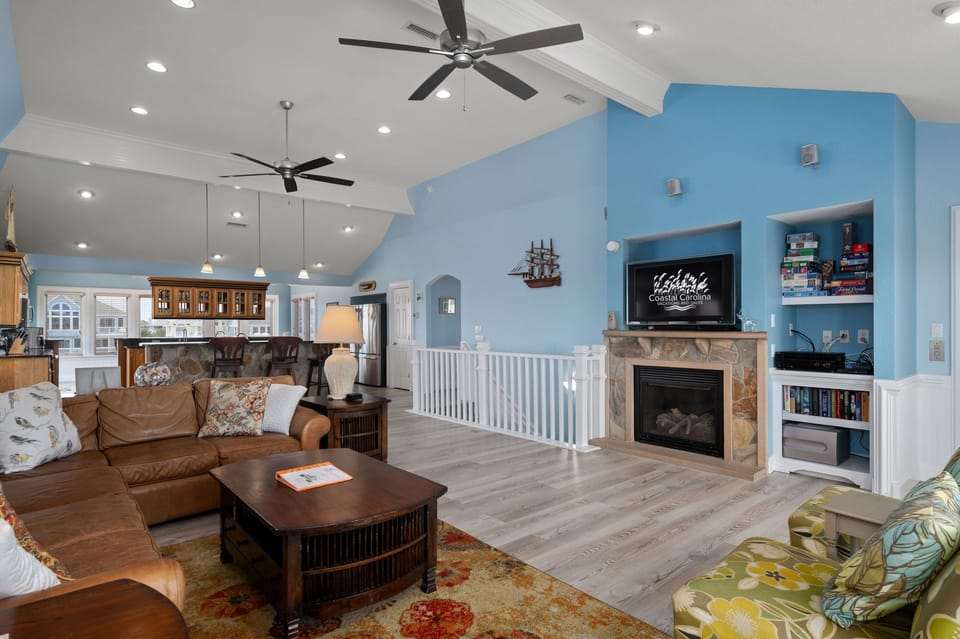WH260: Atabey | TL Living Area - Deck Access, Ocean Views, Fireplace Not Offered