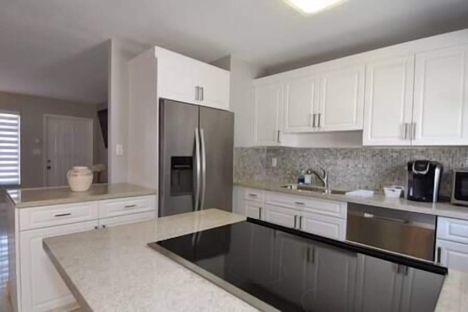 Kitchen (2)