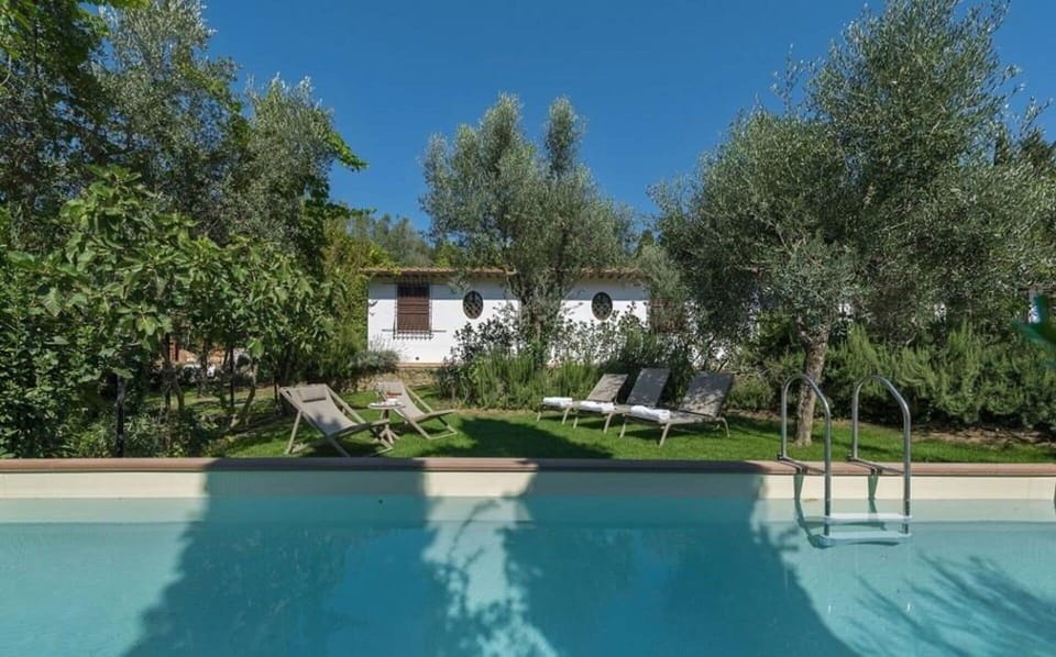 Activities, Amenities, Building Exterior, Facilities, Garden, Main Entrance, Pool, Room Detail, Spring, Summer