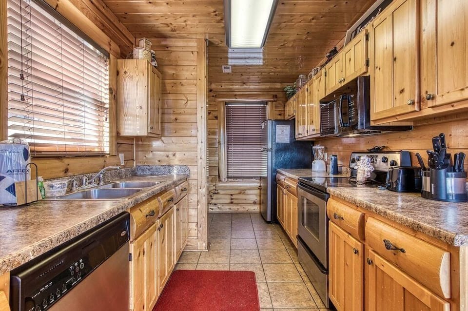 A View is Forever's fully equipped kitchen