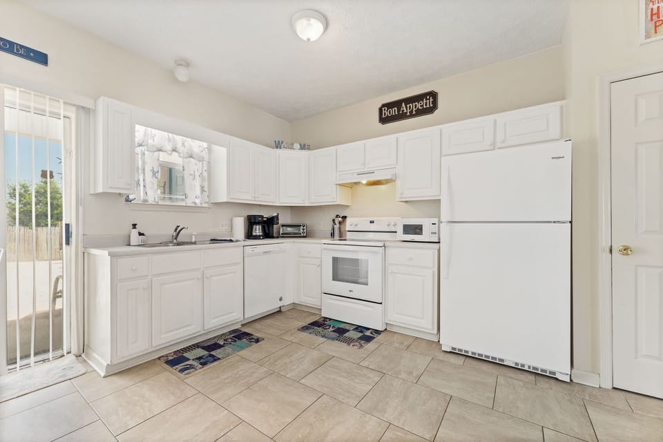 11-web-or-mls-5720-beach-dr