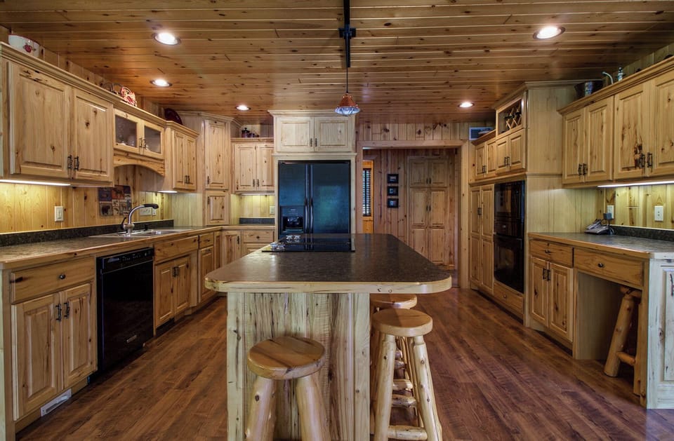 Spacious kitchen and Island for big gatherings and awesome views of the lake