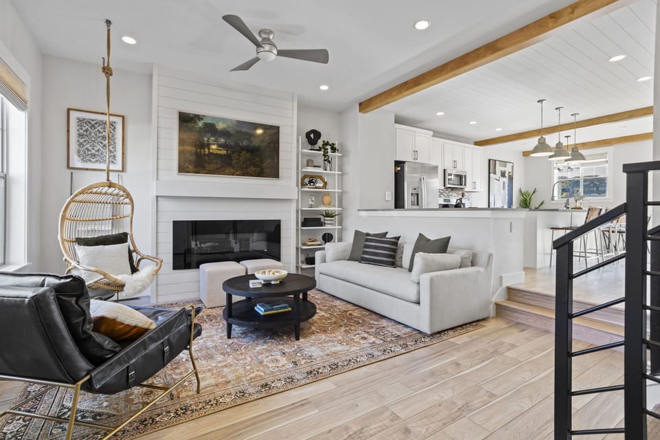 Fire Place + Samsung Frame TV - Sound System