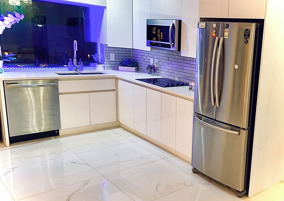 Kitchen Available for reserved time slots when not in use