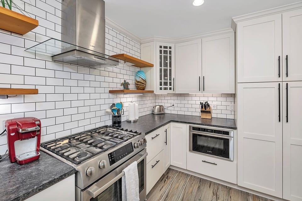 below deck kitchen, Bosch appliances