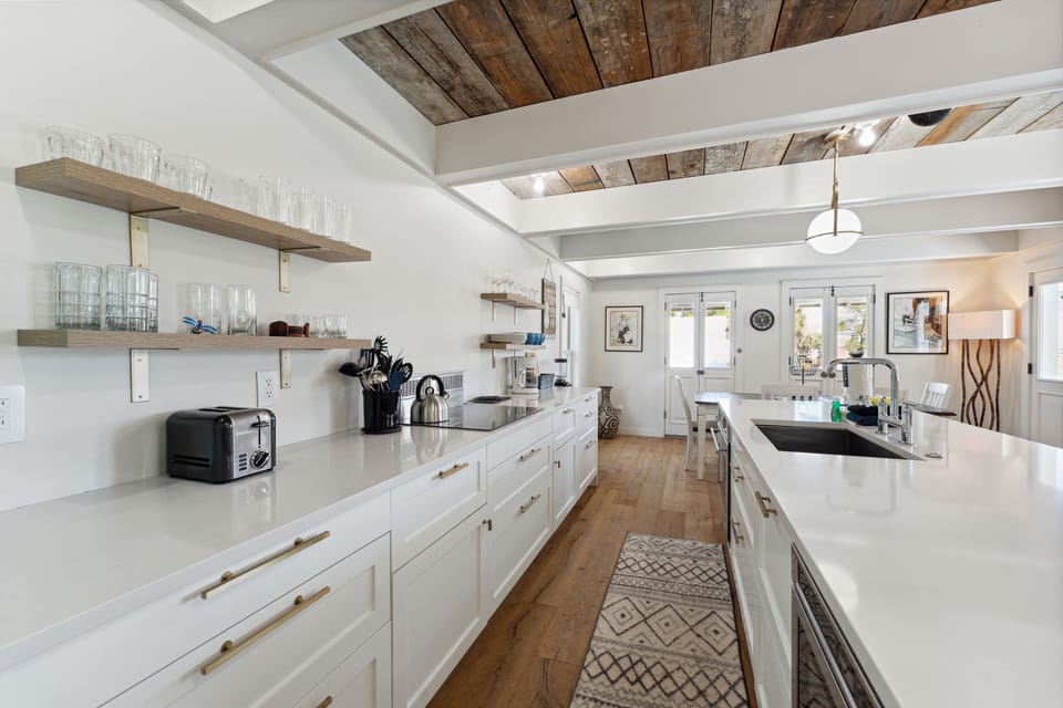 Ample counter space