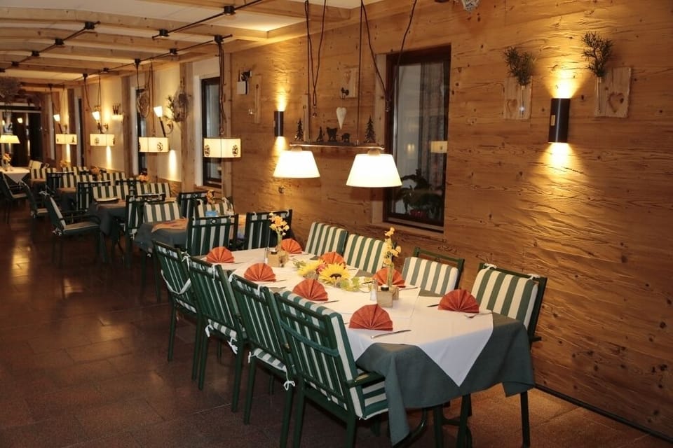 Banquet hall
