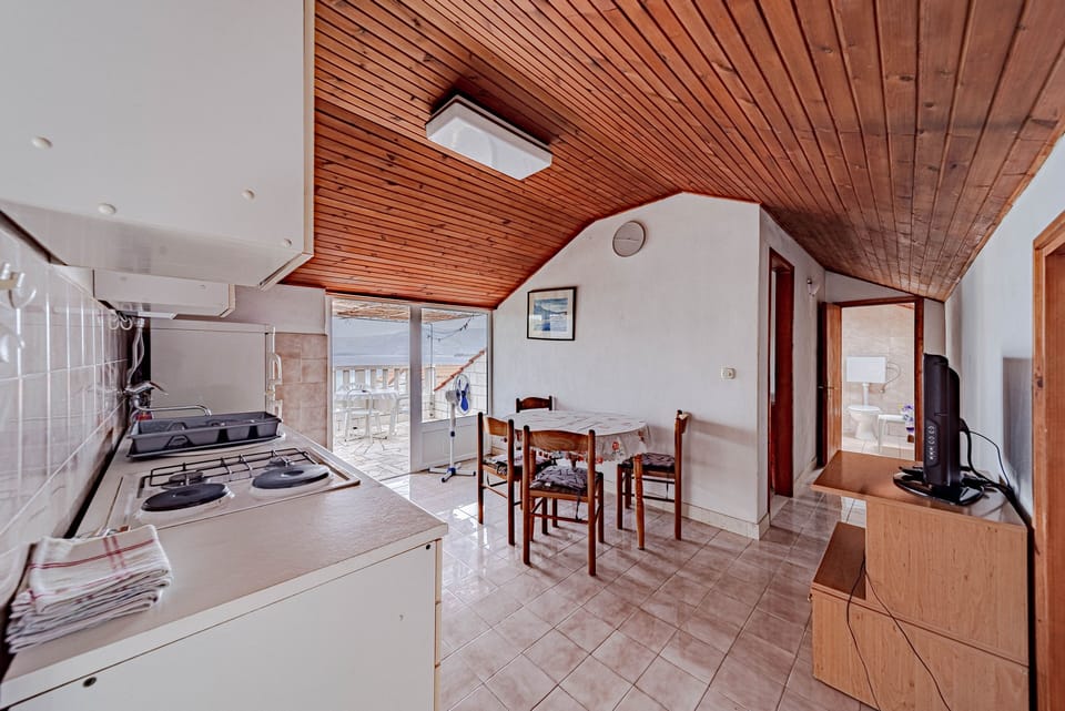 Dining room 3