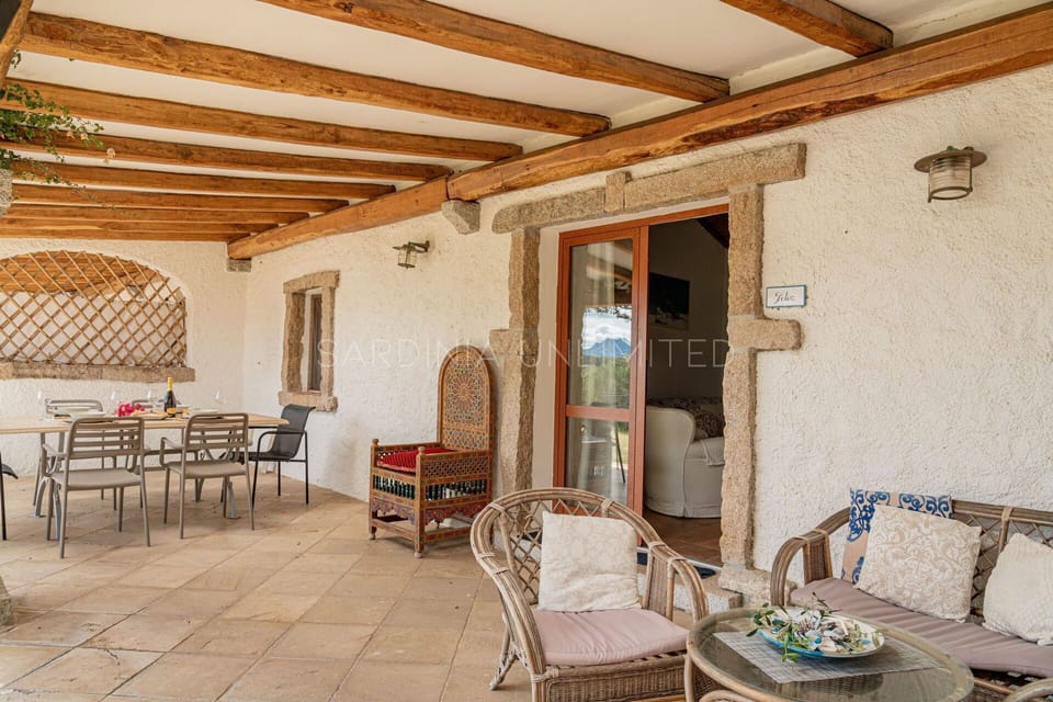 Balcony / Terrace / Patio, Building Exterior