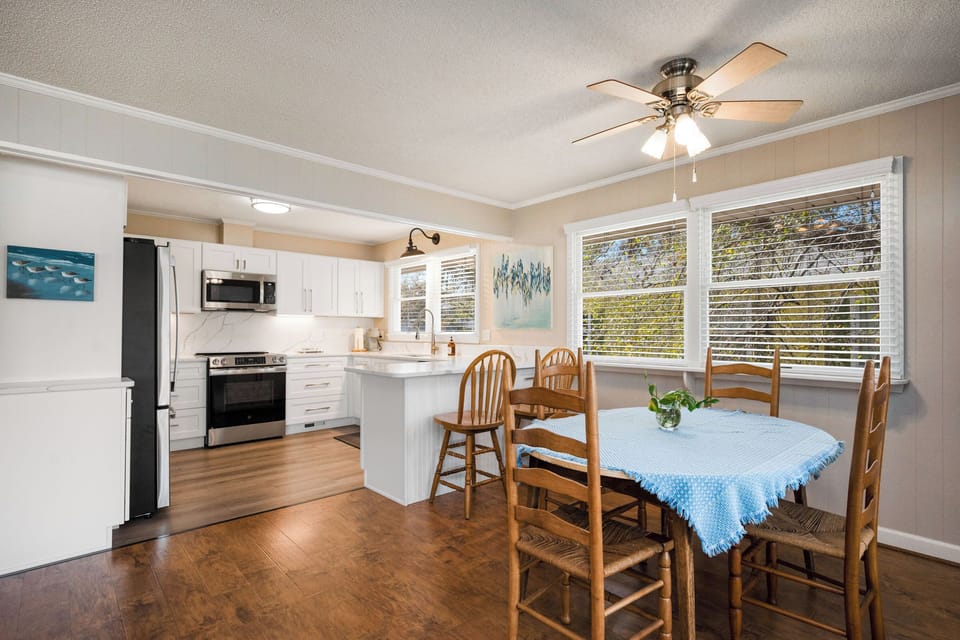 Kitchen / Dining Area - Northwest