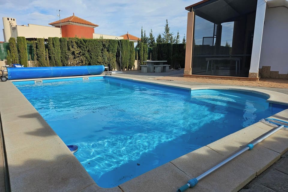 Private pool