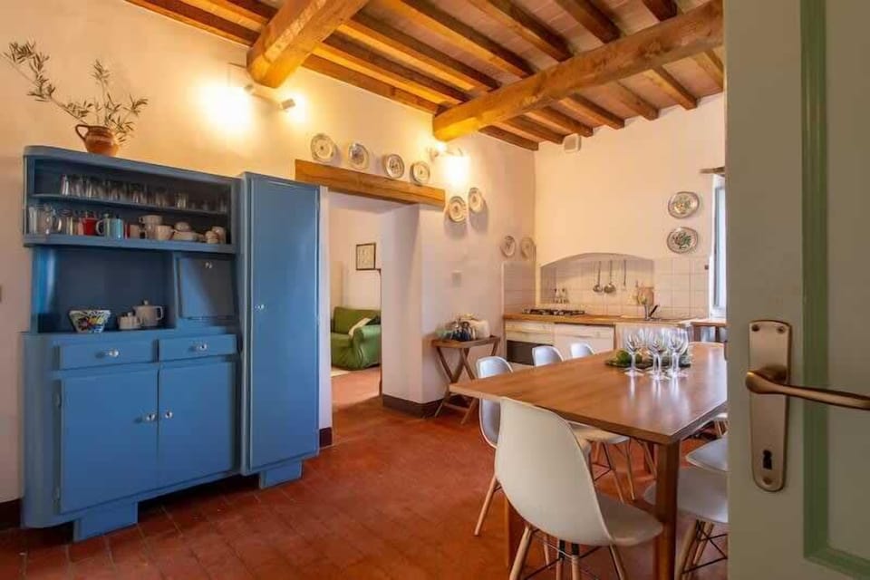 Well equipped kitchen