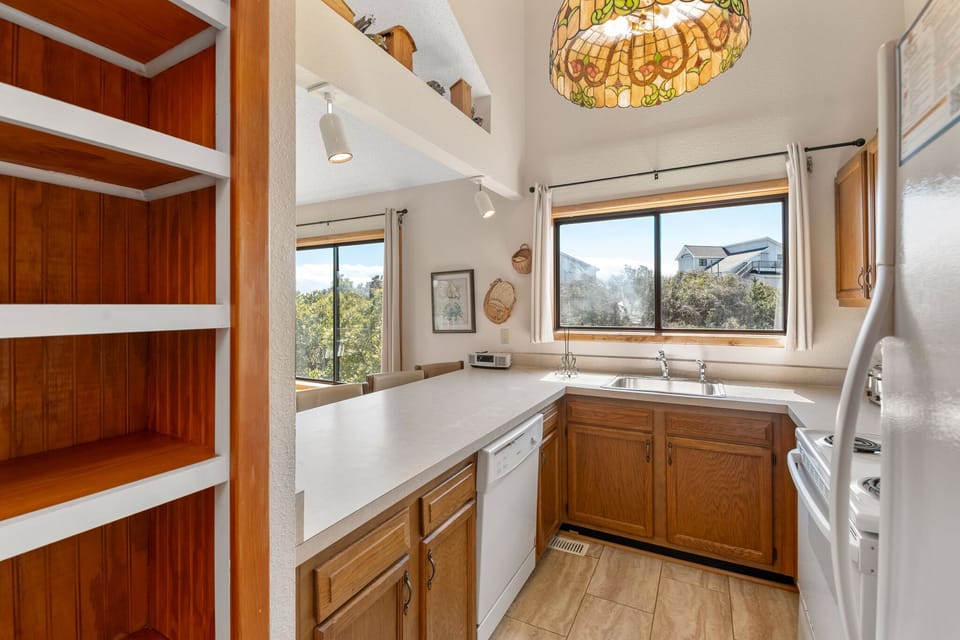DU808: Brass Ring | Top Level Kitchen