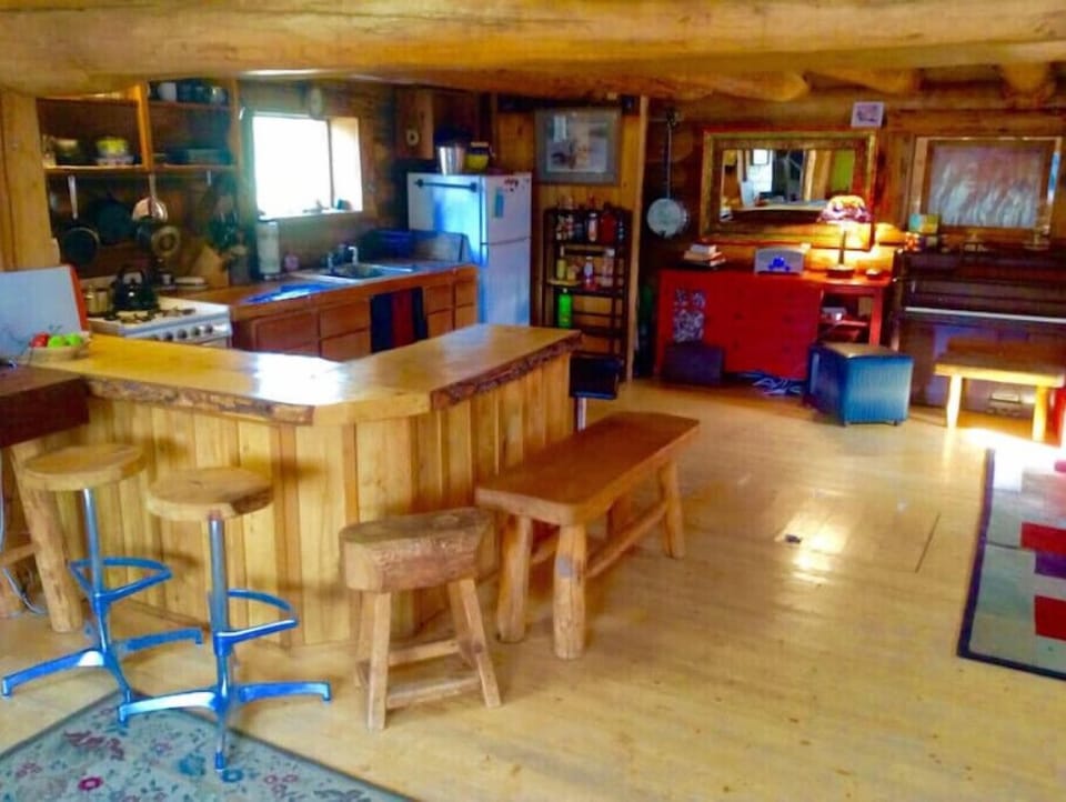 Kitchen /living room