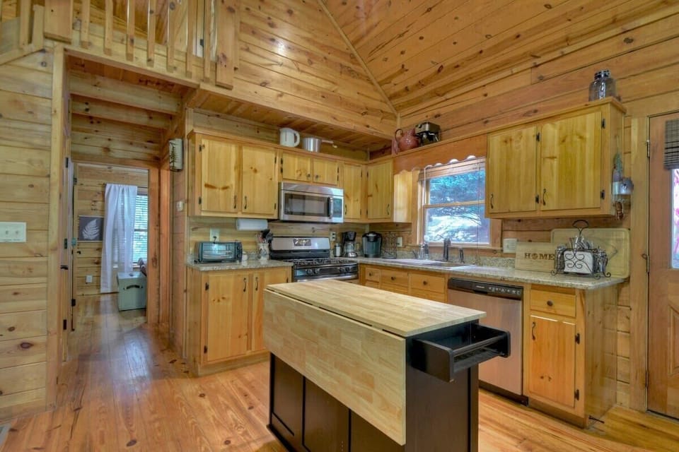 Fully stocked kitchen