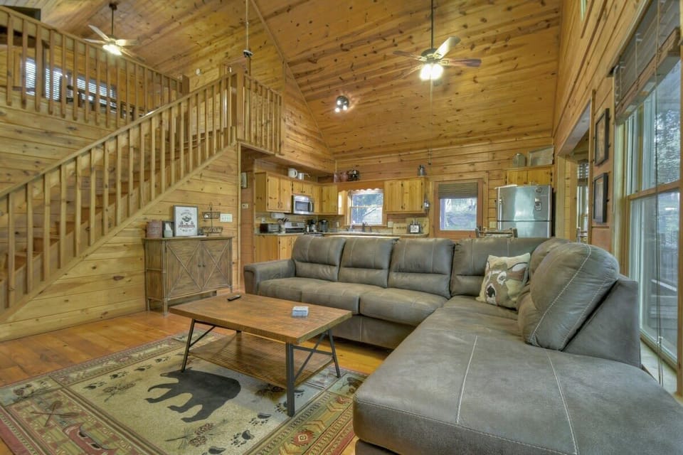 Main level living room