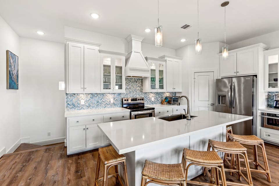The fully equipped kitchen has everything you need to prep/cook your best meals.