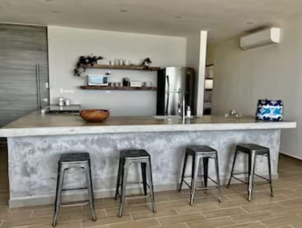 2nd floor kitchen
