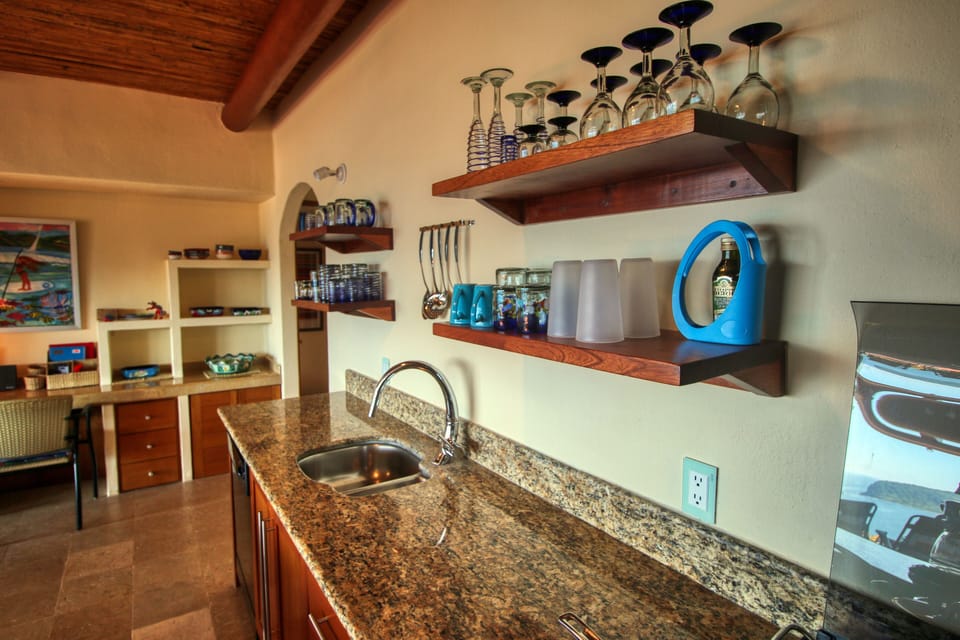 Large galley kitchen fully stocked!
