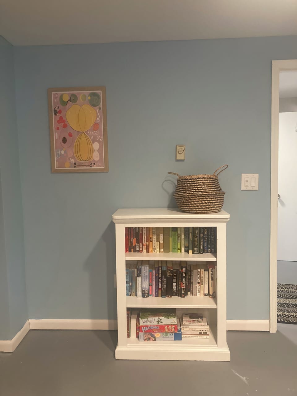 Basement 2nd livingroom