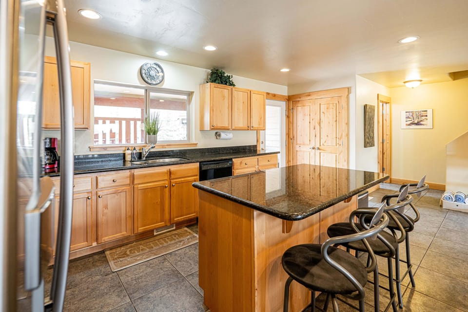 Spacious Kitchen