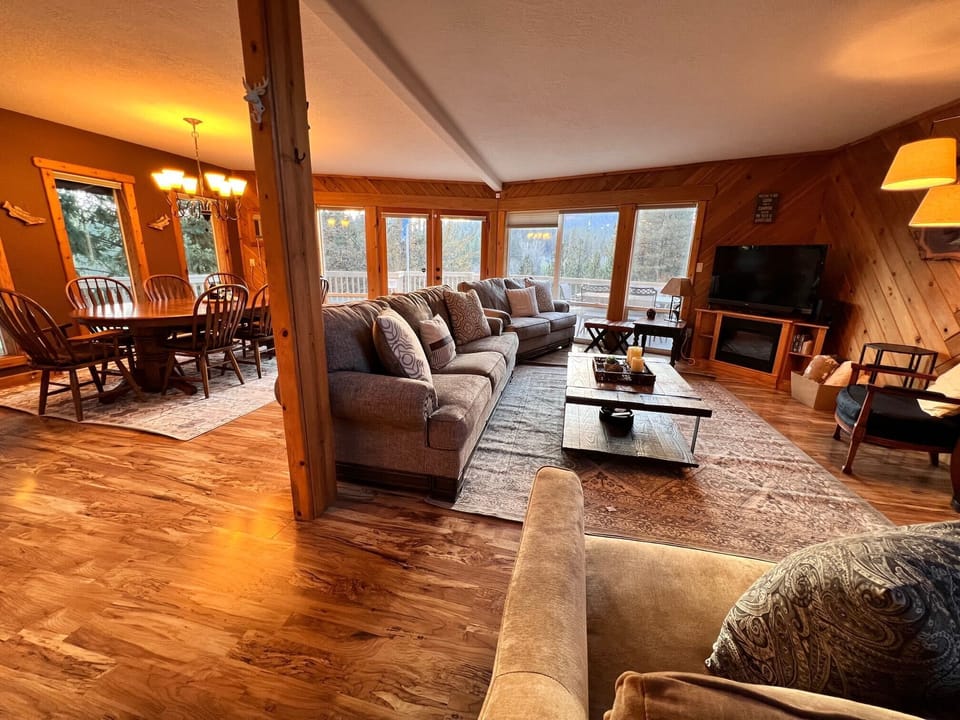 Living area - Main level