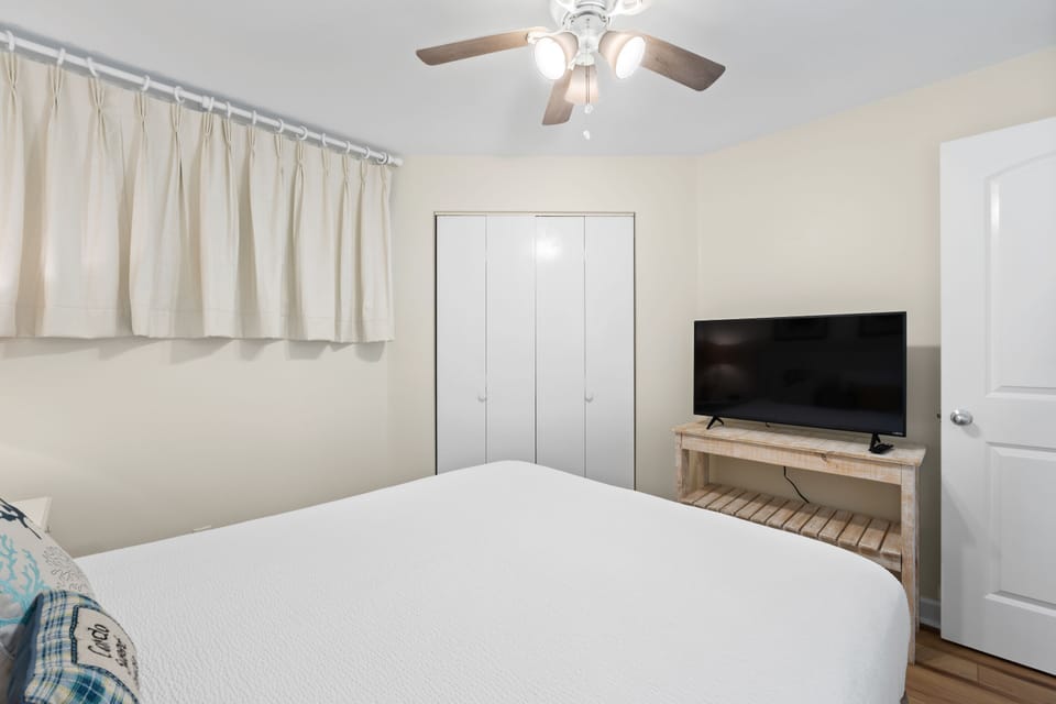 2nd Bedroom