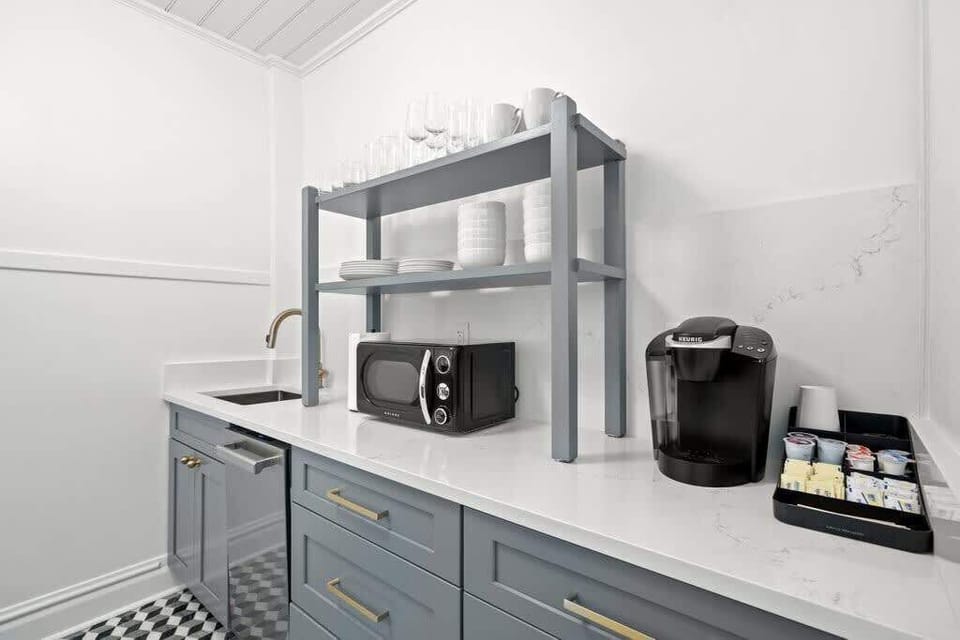 Fully Stocked Kitchen with Keurig and Complimentary Coffee + Supplies