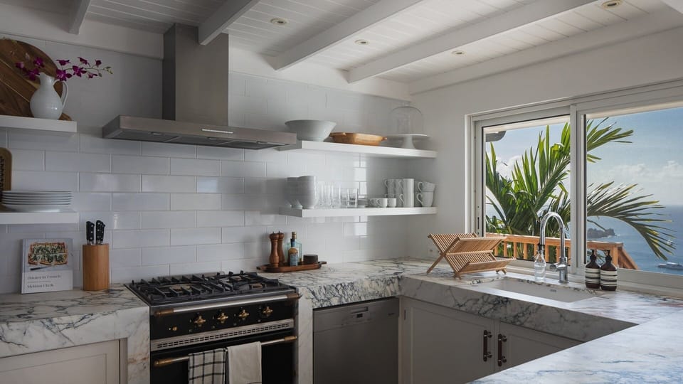 Kitchen & Dining Area: Fully equipped. Electric oven, gas stove, microwave, refrigerator, mixer, dis