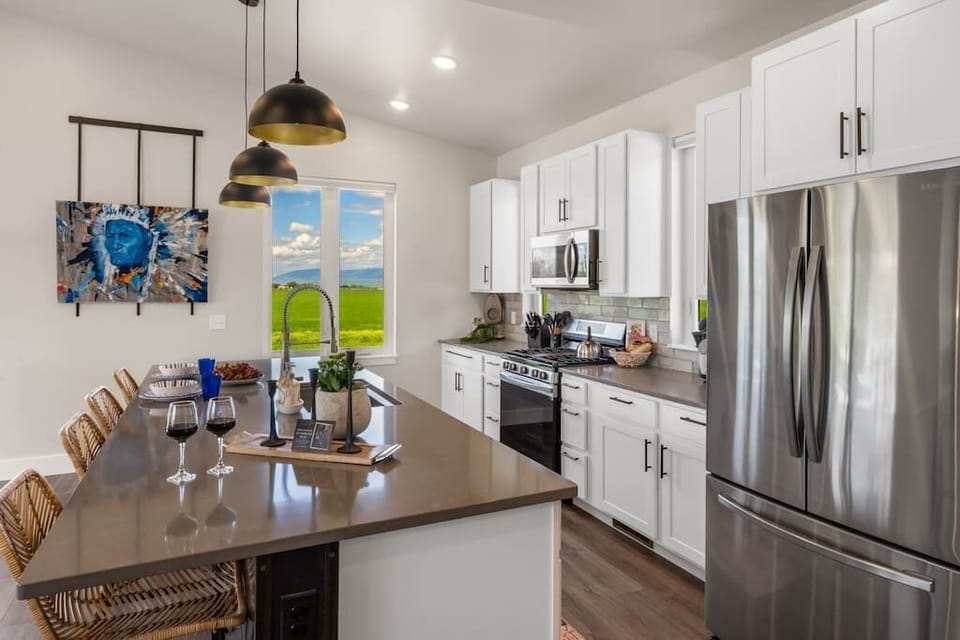 Kitchen | Large Island, Gas Stove, Nespresso machine (pods too!) and all you'll need!