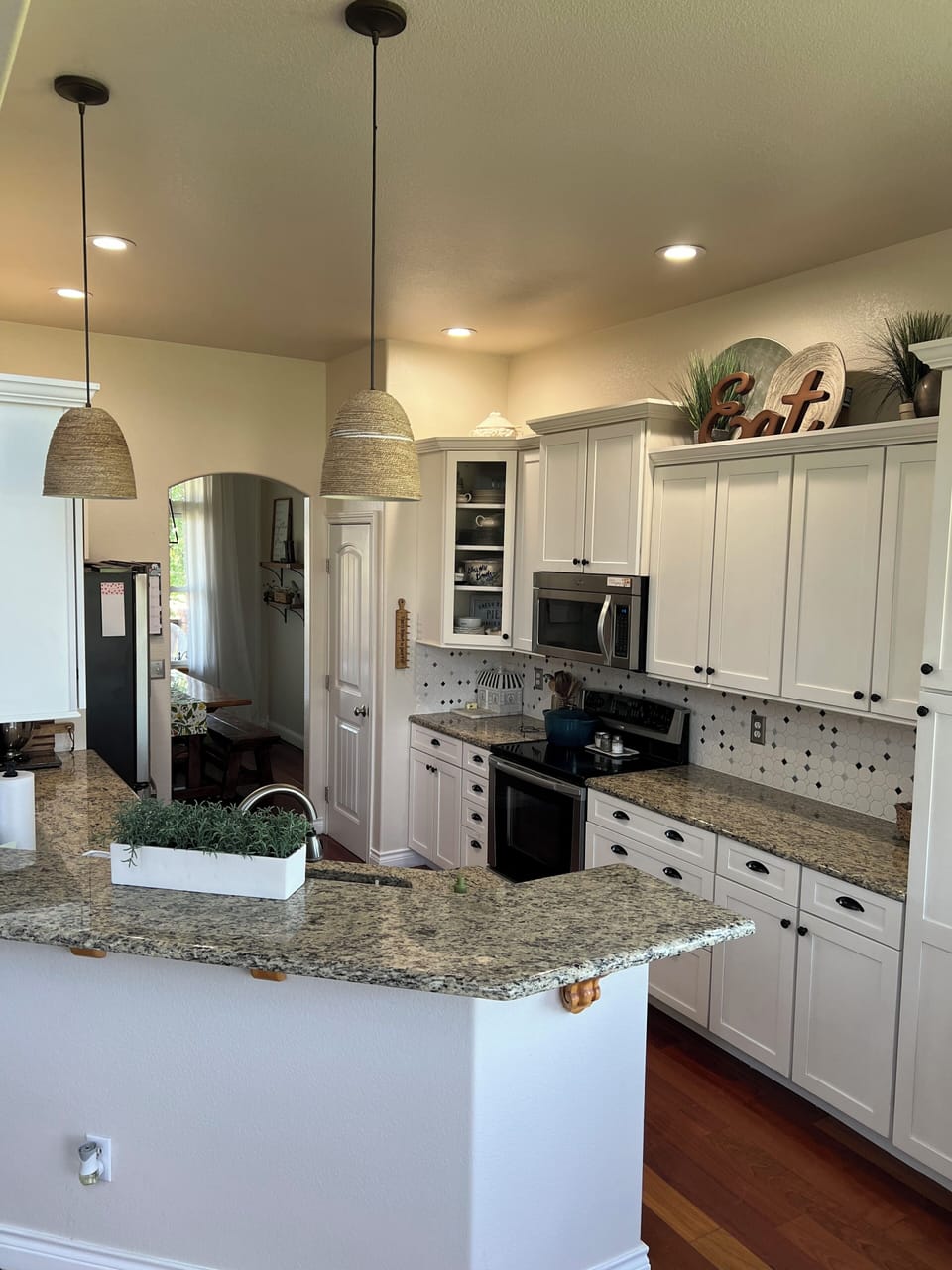Fully equipped kitchen