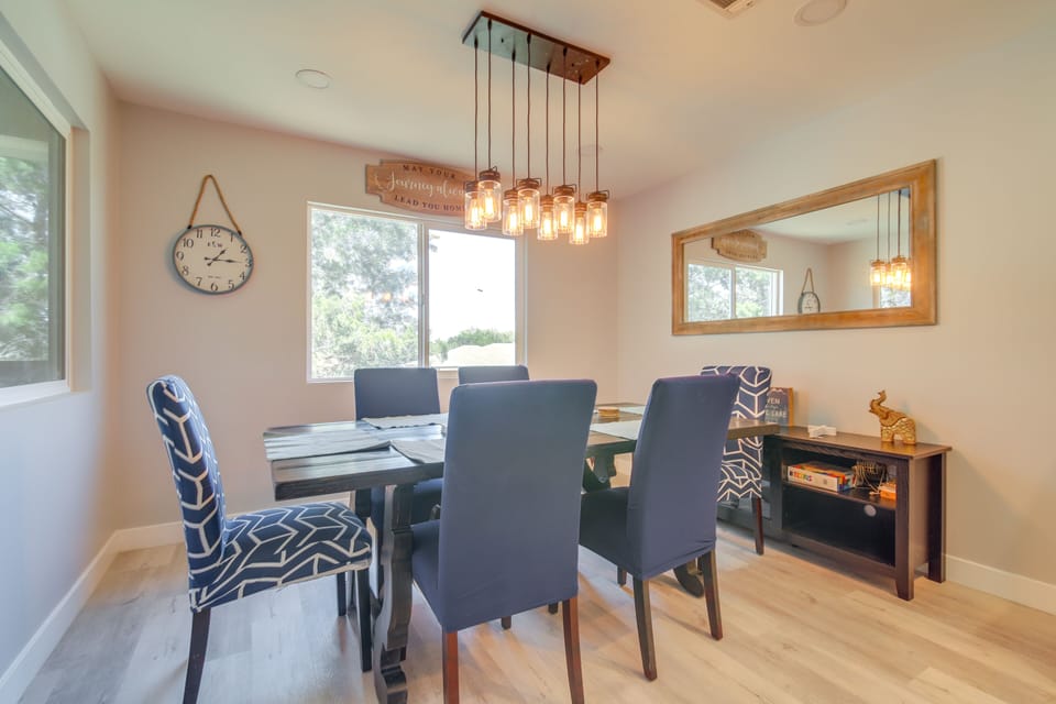 Dining Area | Dishware/Flatware