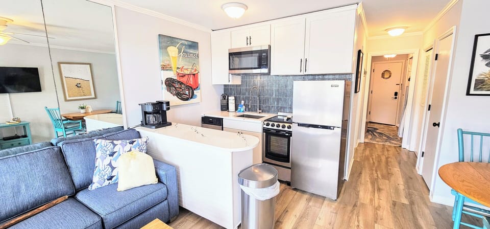 All appliances are new, all new paint, new Keurig!