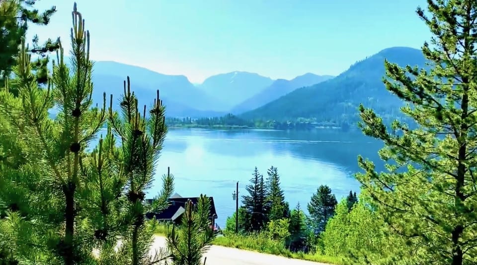 Million Dollar views from the deck!