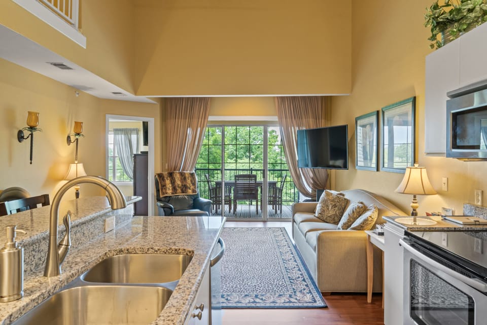 Living Area/Kitchen