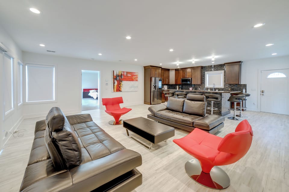 Living Area | Smart TV