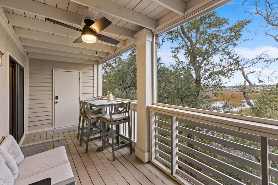 2017 Marshwalk Villa.This 2 bedroom 2, bath villa has a screen porch with fabulous marsh views.