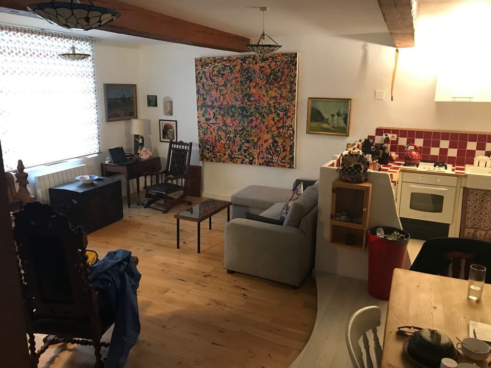 Sitting area