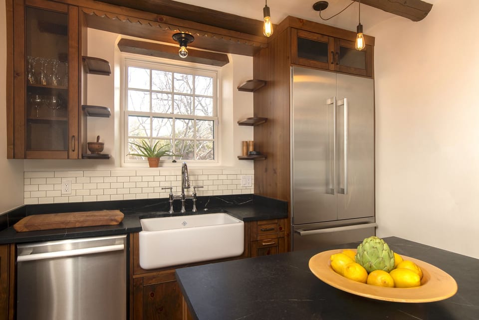Kitchen is a simple straight-forward design and fully equipped.