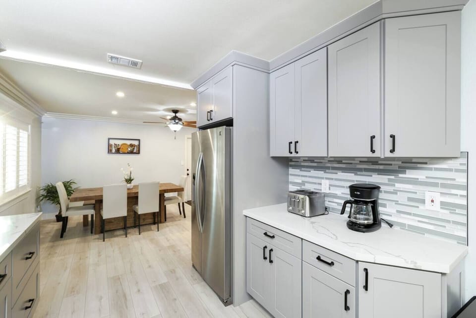 Kitchen and dining area 