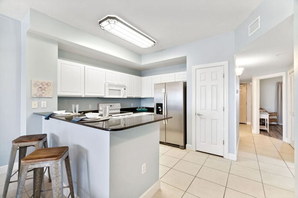 Kitchen to Hall to Entry