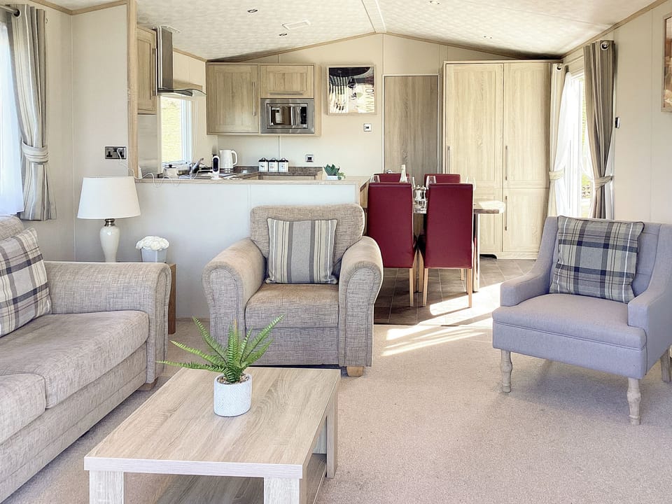 Open plan living space | Ballagan Lodge - Ballagan Lodges, Culloden Moor, near Inverness