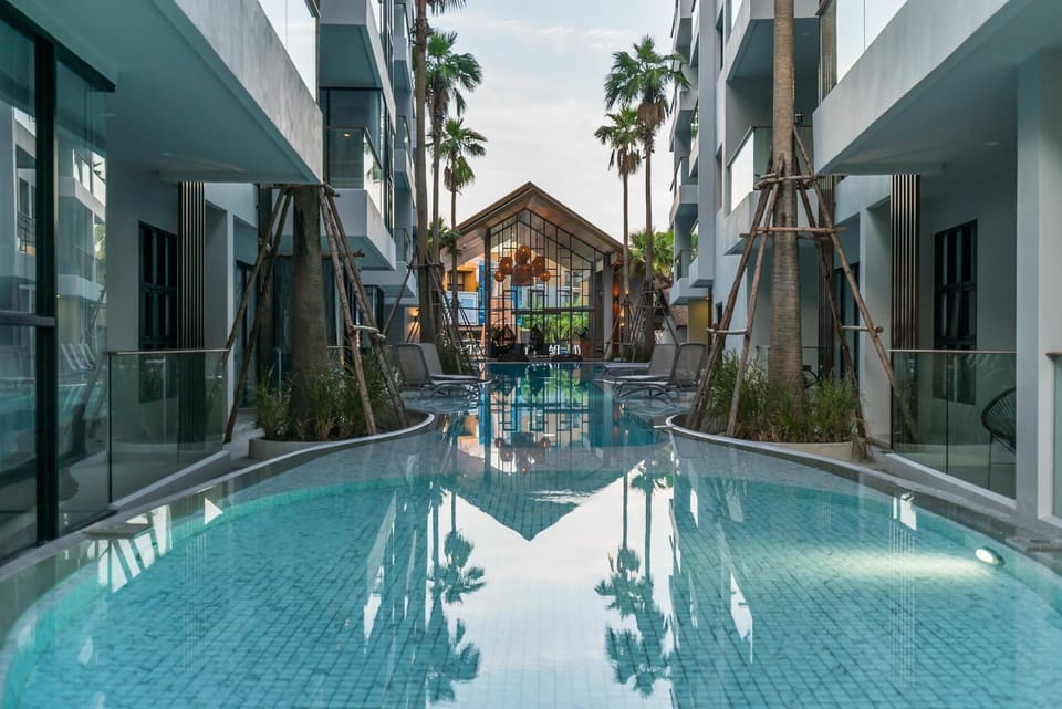 Mountain view apartment in Surin, washer, wifi (10407)